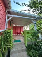 Résidence rose Cannelle - Bed and Breakfast Grand-Bourg