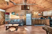 Smokies Cabin, Dog Friendly, Near Pigeon Force - B&B Sevierville
