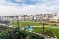 Milan Santa Giulia Bright apartment with 2 terraces - B&B Milano