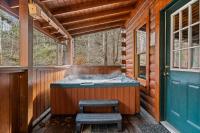 1mile-Parkway, GameRm, HotTub, BBQ, Pet, King Bed - Chambres d’hôtes Pigeon Forge