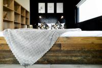 The HIDE - Dreamland - B&B Boldeşti-Scăeni