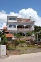 Apartments with parking space Vodice - 6452 - B&B Vodice