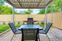Relax at 42 Cape View Resort - B&B Broadwater