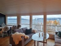 Cabin By The Sea With Activities In Stangvika - B&B Stangvik