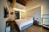Deluxe Double Room with Bath