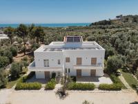 Pilone del Monaco - Pool & Free Parking - B&B Vieste