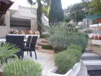 Appartamento con Terrazza e Vista Mare