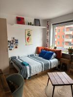 Cph Getaway - Central with Balcony I Lakes & Metro - Bed and Breakfast Kopenhagen