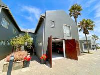 Pebble Beach Seafront Condo - Ferienwohnung Swakopmund