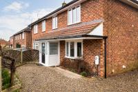 3Bed Semi in Leamington Spa - Pass the Keys - Chambres d'hôtes Royal Leamington Spa