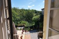 2Bed House Sleeps 4 - Parking Views 3min to Town - B&B Confolens