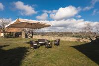 Casa Lauretta with garden by Tuscannest - Chambres d'hôtes Rigomagno