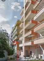 Luxurious Beach Apartment - Bed and Breakfast Durrës