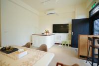 七色海橋海景民宿 - Ferienwohnung Jinning
