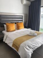 Seven On Middle - Gym Pool WiFi Central to Sandton - Bed and Breakfast Johannesburg