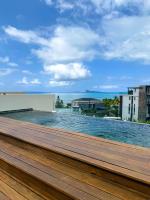 Le Savoy Three Bedroom Penthouse Rooftop Pool by LOV Mauritius - B&B Grand Baie