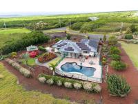 Honu Harbor with Pool on Golf Course - B&B Naalehu