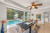 The Siesta Shortcut | Spacious Pool Home Minutes to Siesta Key Beach - B&B Sarasota