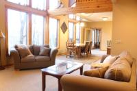 Raystown Roost a Mtn Retreat 5 mins to Boat Launch - B&B Russellville