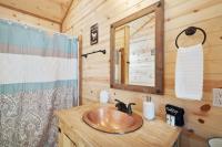 Charming Casita Right on Main St - Ferienwohnung Fredericksburg