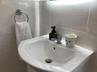 Town House with Free Parking - B&B Ennis