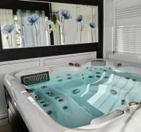 ForRest Spa Apartment - Private Jacuzzi & Sauna - B&B Ravna Gora