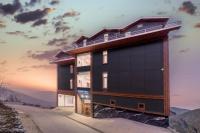 Sunrise Villa - B&B Phagu