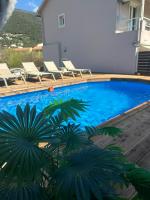 Appartamento Deluxe con 2 Camere da Letto e Balcone