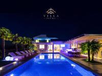 Villa Petra, Luxury Villa & Private Yacht Experience near Zrće Beach, Pag - Chambres d'hôtes Novalja