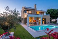 Villa Elena by Briskva - B&B Parenzo