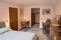 Casa Rosa - monolocale con giardino e posto auto - Chambres d'hôtes Levanto
