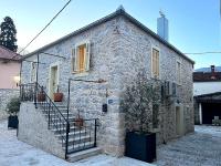 Tri srca 2 - De Luxe 2 - B&B Trebinje