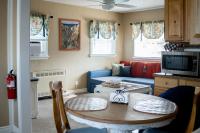 Our Little Yellow House - B&B Saint Anthony