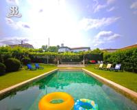 Casa com Piscina Privada de 10m e Jardim, até 8 pessoas, perto do Porto - B&B Landim