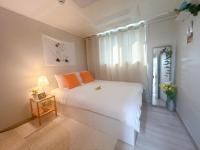 Gate 303 - B&B Seoul