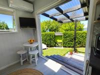 Tiny Tranquility at Lake Tarawera Retreat - B&B Rotorua