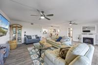 Newly Remodeled 2- Bedroom Ocean Front Condo - Ferienwohnung Cocoa Beach