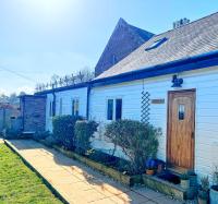 Orange House Luxury home near sea & Sandringham - Chambres d'hôtes Heacham