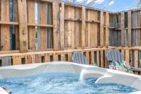 Hermes Ranch House with Hot Tub - 4 mi to Fred - Ferienwohnung Fredericksburg