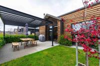 Outlet Sanctuary - B&B Wanaka