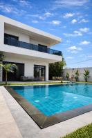 Villa de luxe piscine chauffée & Jacuzzi & Petit déjeuner - Ferienwohnung Fès