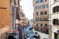 Elegant Design Two Bedroom Apartment near Spanish Steps Rome City Center - Bed and Breakfast Rome