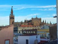Homey Seville Top Notch Arfe III Apartment Near Cathedral 8 people - B&B Sevilla