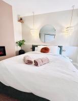 Love room, cinéma et jacuzzi - Ferienwohnung Pesmes