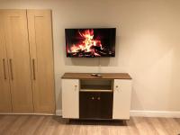 Quiet 2 Bed in Central Wimbledon Sleeps 6 - B&B London