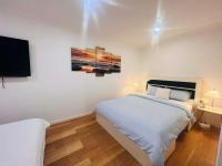 Private beautiful homestay located at the back of beach front house in a peaceful beach - 02 BR 04 Beds - Chambres d'hôtes Gold Coast