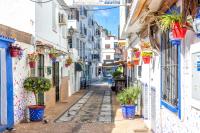 Estepona Inn beautiful apartment very central - Bed and Breakfast Estepona