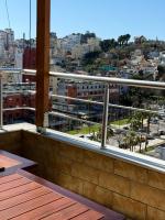 Modern Luxury Apartment-City Center-Walk Anywhere - B&B Durrës