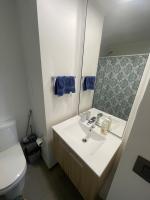 Departamento cerca Movistar Arenas 2 - B&B Santiago del Cile