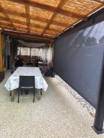 Charming house with terrace, parking, and enclosed garden - Ferienwohnung Ychoux